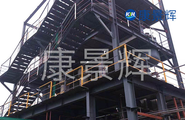 還有我們?cè)趯?duì)比山西降膜三效蒸發(fā)器價(jià)格時(shí)，也要同樣的對(duì)比降膜三效蒸發(fā)器的質(zhì)量。